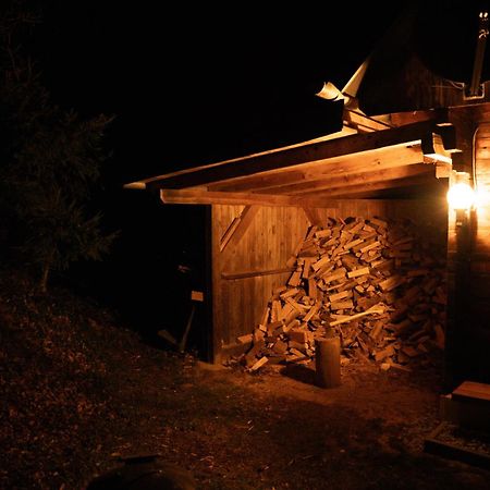 Gregor'S Ferienhaus Im Wald Edelschrott 外观 照片