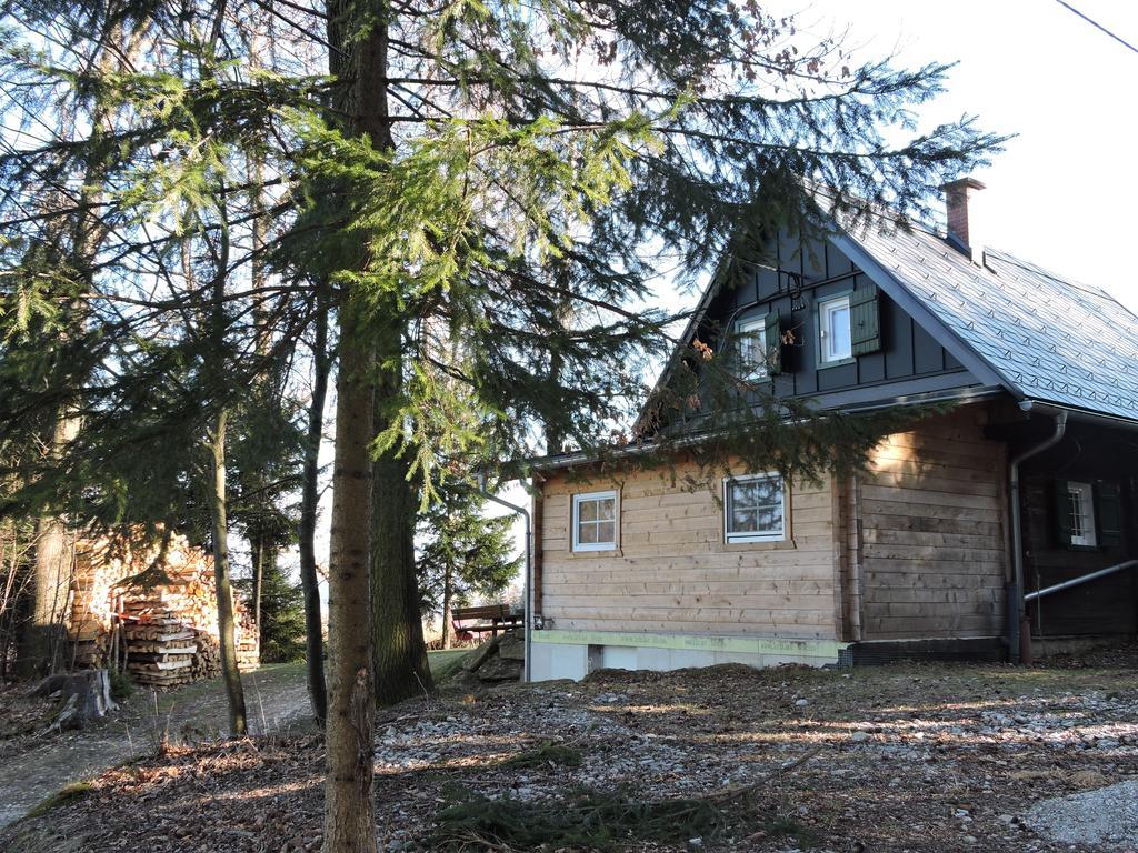 Gregor'S Ferienhaus Im Wald Edelschrott 外观 照片