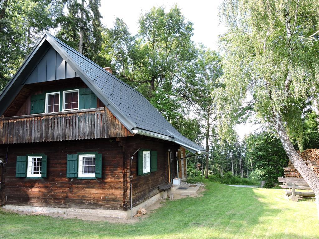 Gregor'S Ferienhaus Im Wald Edelschrott 外观 照片